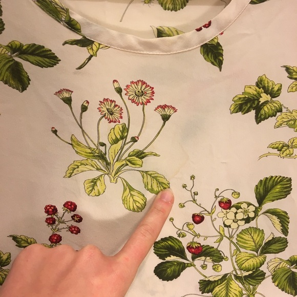 Green and white floral crew neck silk shirt - Picture 2 of 3